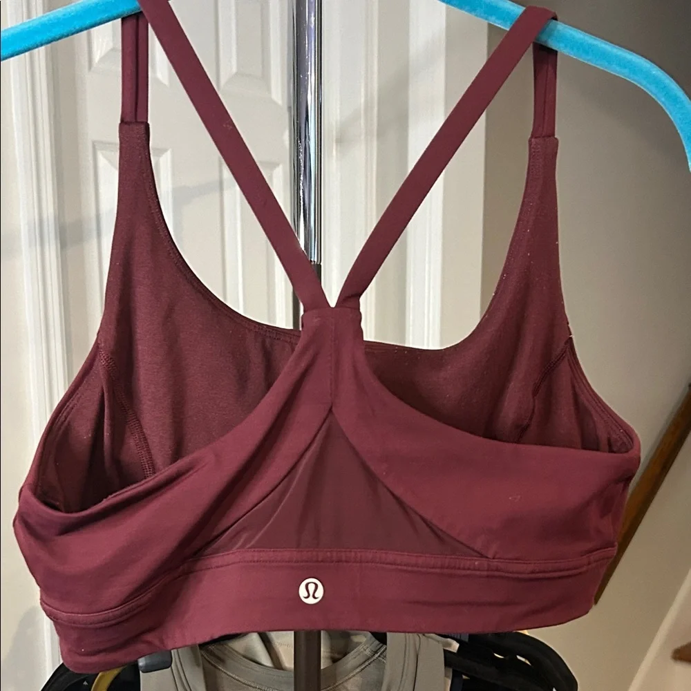 Lululemon Women's Burgundy sports bra. Size 10 EUC.